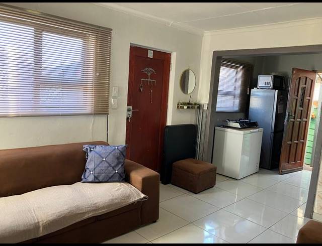 3 BEDROOM PROPERTY TO RENT IN NEW WOODLANDS